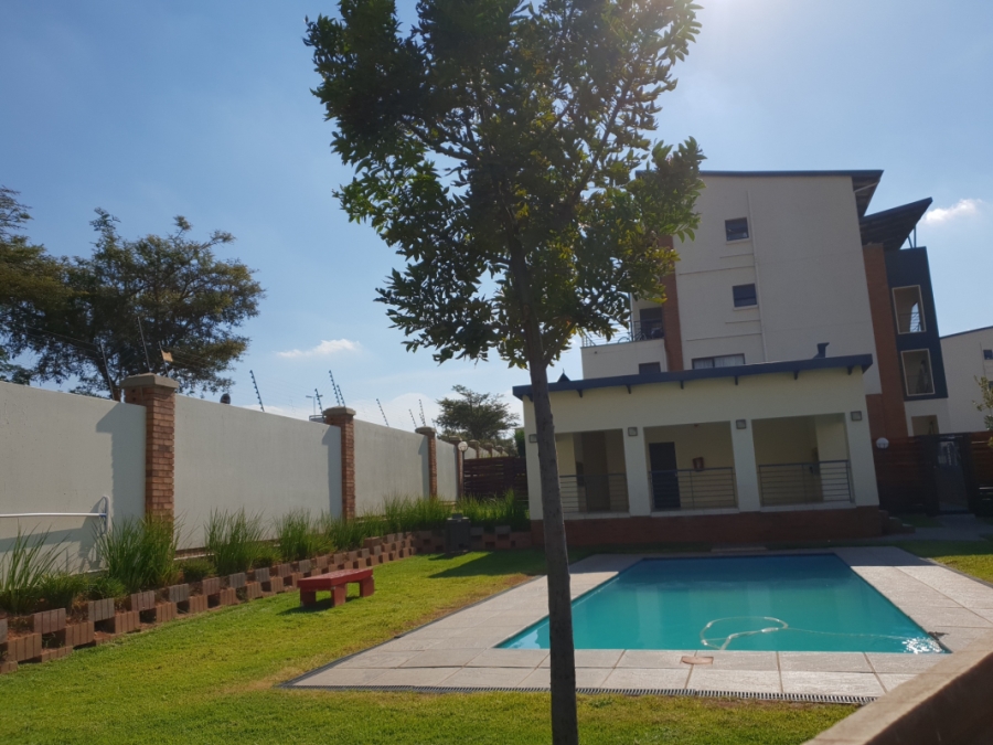 2 Bedroom Property for Sale in Greenstone Gate Gauteng