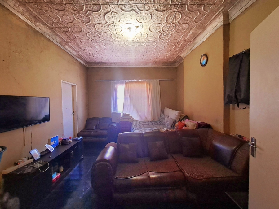 8 Bedroom Property for Sale in Yeoville Gauteng