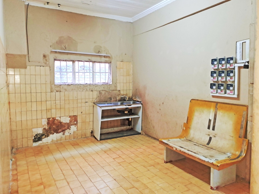 8 Bedroom Property for Sale in Yeoville Gauteng