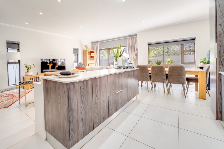 3 Bedroom Property for Sale in Bryanston Gauteng