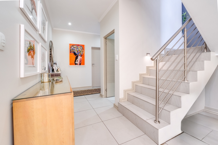 3 Bedroom Property for Sale in Bryanston Gauteng