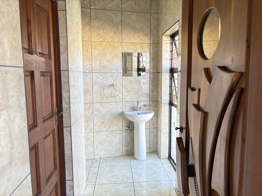 4 Bedroom Property for Sale in Roodepoort West Gauteng