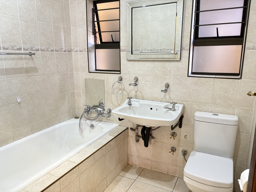 4 Bedroom Property for Sale in Roodepoort West Gauteng