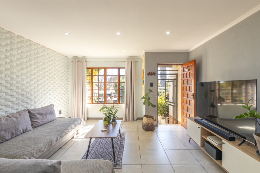 3 Bedroom Property for Sale in Lonehill Gauteng