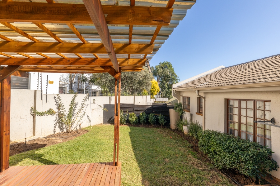 3 Bedroom Property for Sale in Lonehill Gauteng