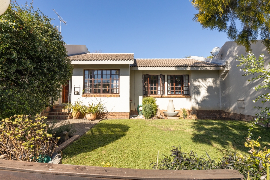3 Bedroom Property for Sale in Lonehill Gauteng