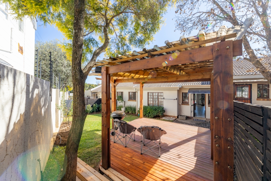 3 Bedroom Property for Sale in Lonehill Gauteng
