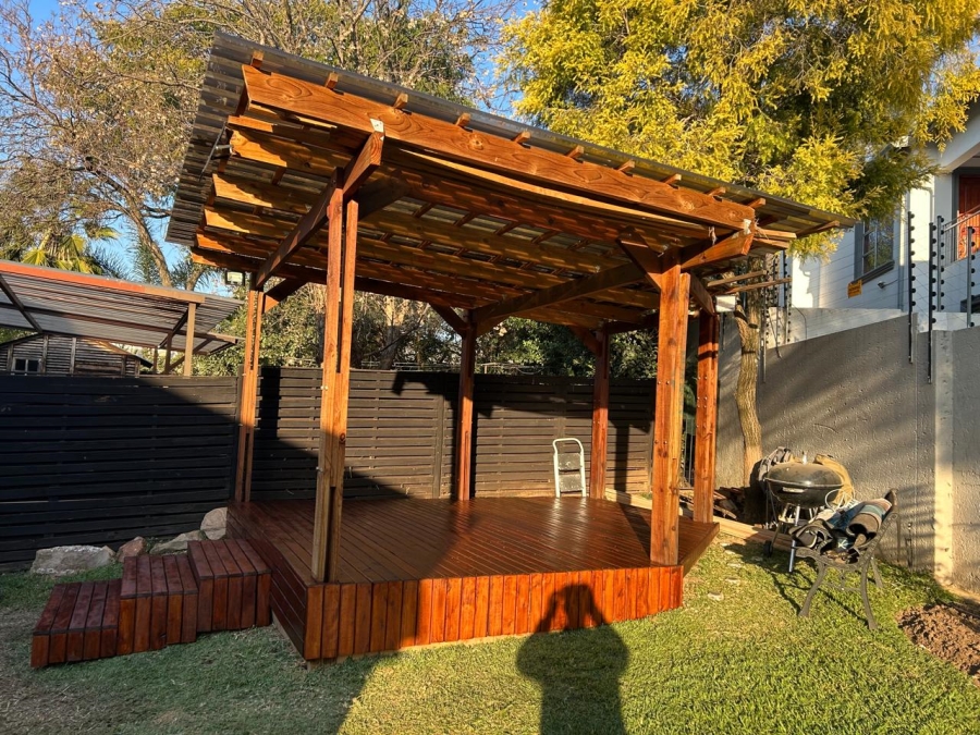 3 Bedroom Property for Sale in Lonehill Gauteng