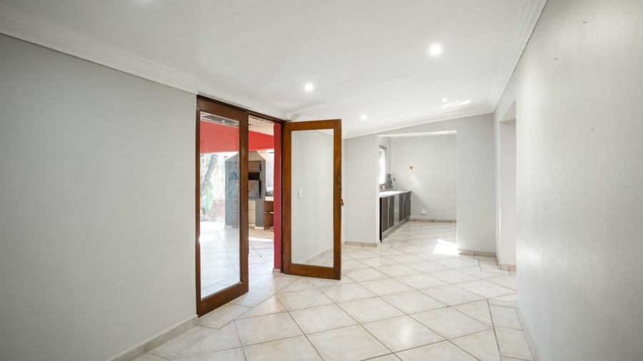 3 Bedroom Property for Sale in Sinoville Gauteng