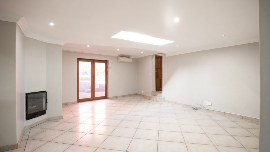 3 Bedroom Property for Sale in Sinoville Gauteng