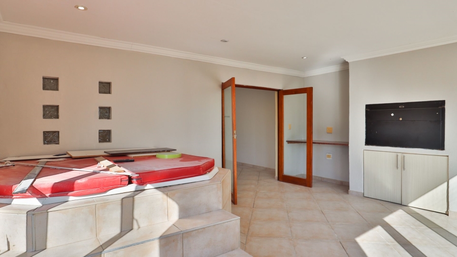 3 Bedroom Property for Sale in Sinoville Gauteng