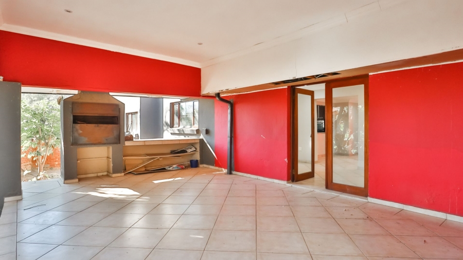 3 Bedroom Property for Sale in Sinoville Gauteng