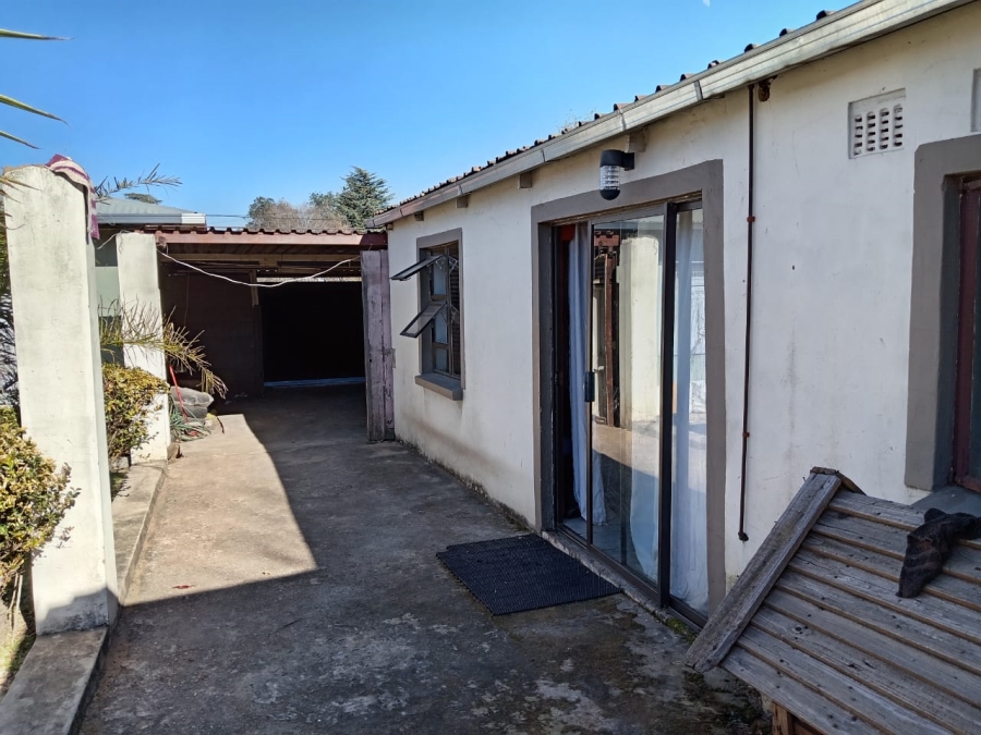 4 Bedroom Property for Sale in Witpoortjie Gauteng