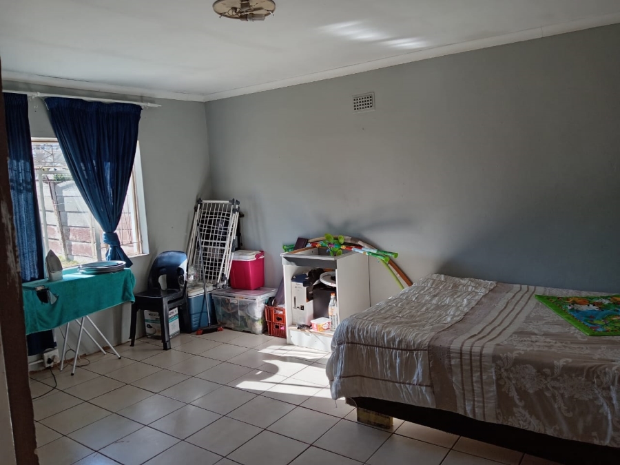 4 Bedroom Property for Sale in Witpoortjie Gauteng