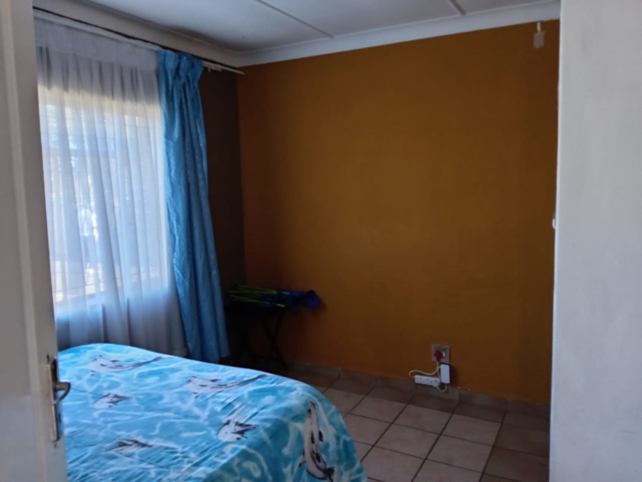 4 Bedroom Property for Sale in Witpoortjie Gauteng