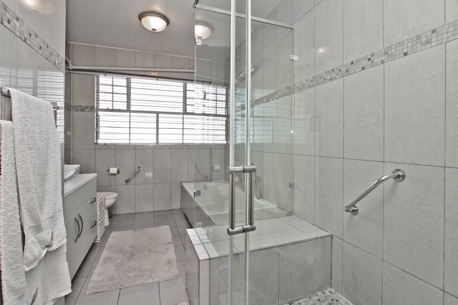 2 Bedroom Property for Sale in Melrose Gauteng