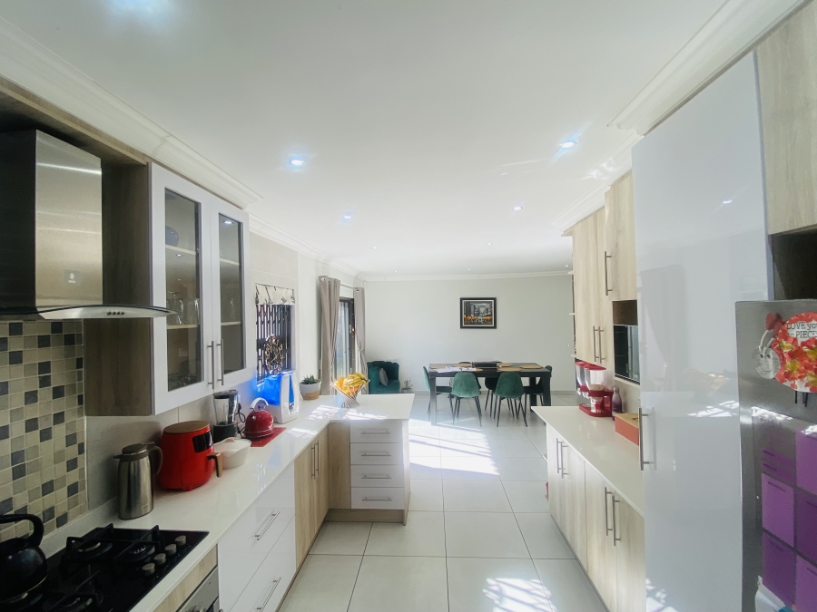 3 Bedroom Property for Sale in New Redruth Gauteng