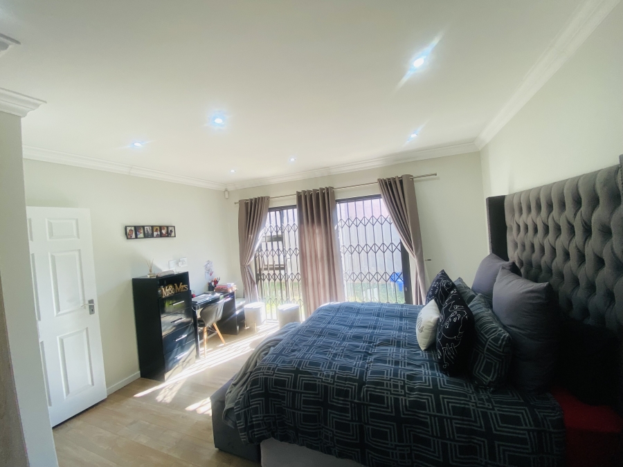 3 Bedroom Property for Sale in New Redruth Gauteng