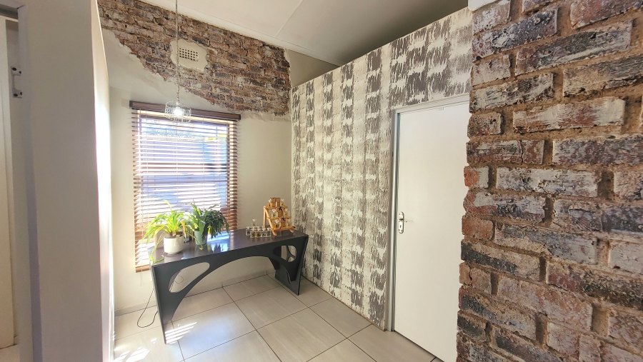To Let 0 Bedroom Property for Rent in Brackenhurst Gauteng