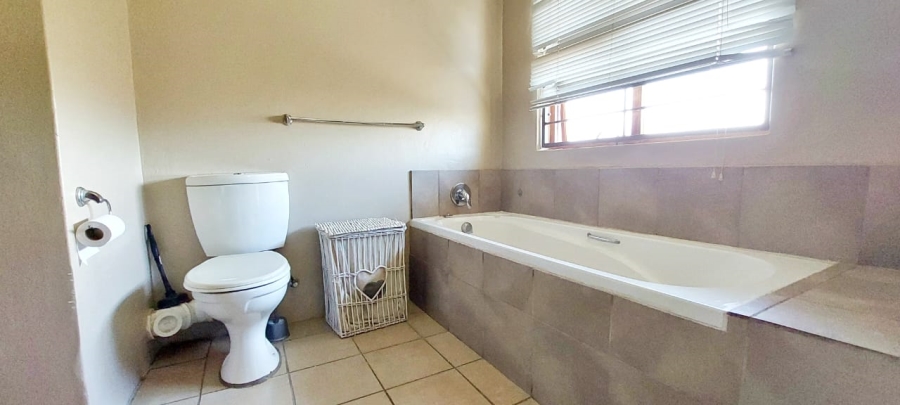 1 Bedroom Property for Sale in Carlswald Gauteng