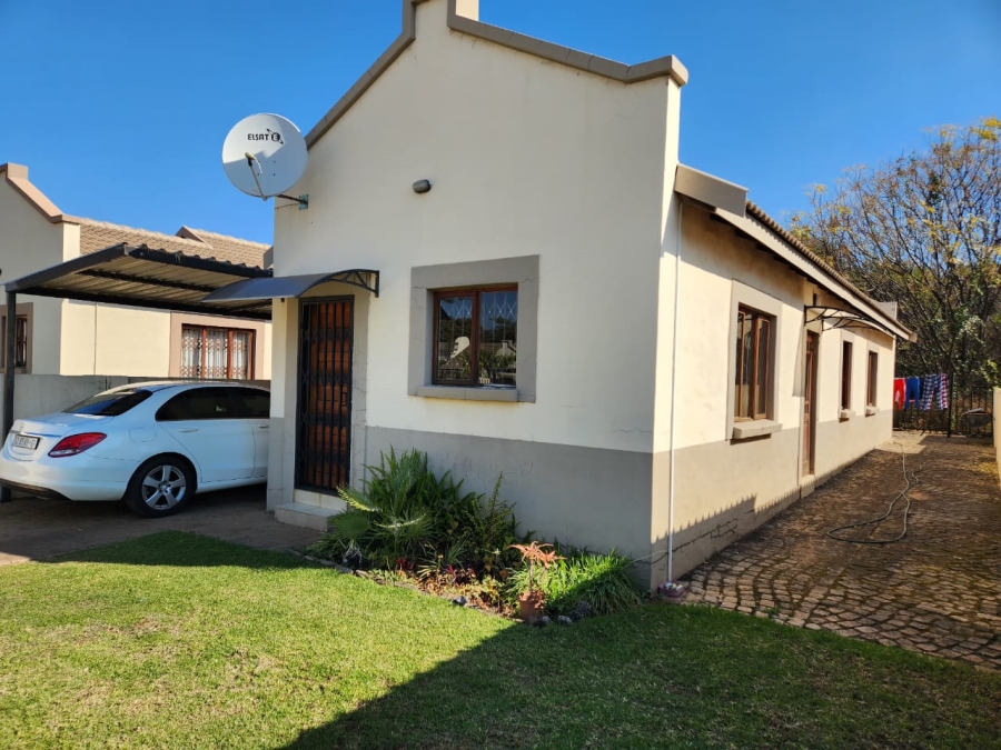 3 Bedroom Property for Sale in Theresa Park Gauteng