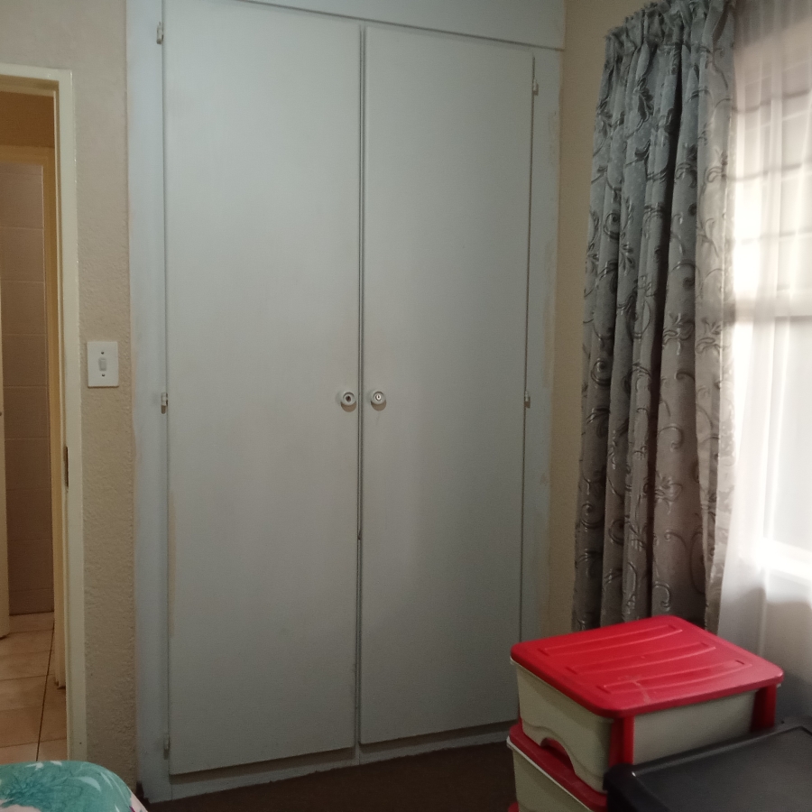 3 Bedroom Property for Sale in Mindalore North Gauteng