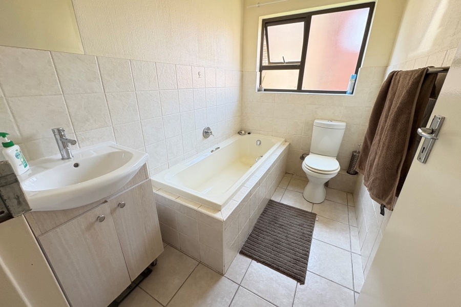 2 Bedroom Property for Sale in Randpark Ridge Gauteng