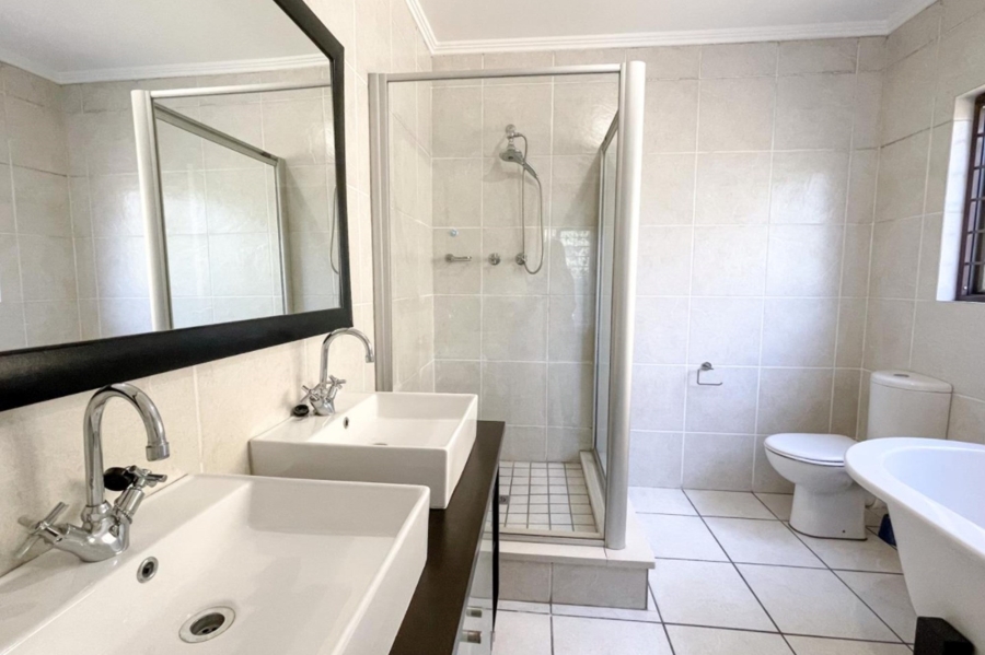 3 Bedroom Property for Sale in Sunninghill Gauteng