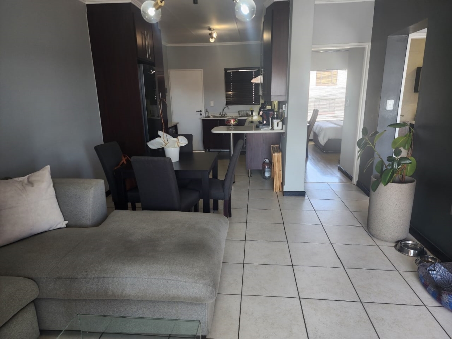 2 Bedroom Property for Sale in Greenstone Hill Gauteng
