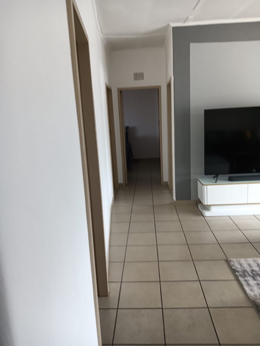 2 Bedroom Property for Sale in Vanderbijlpark CE 1 Gauteng