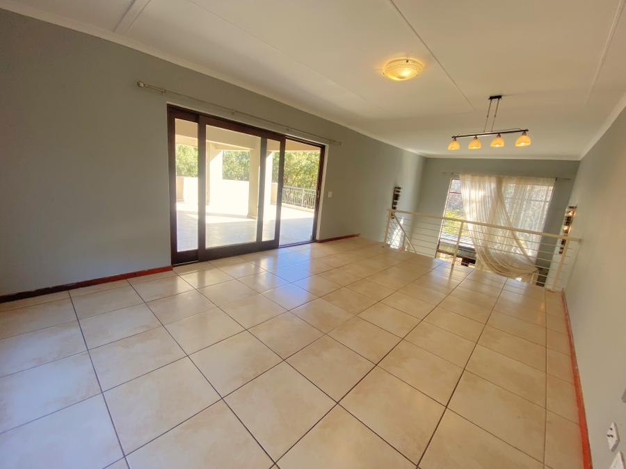 3 Bedroom Property for Sale in Sugar Bush Estate Gauteng