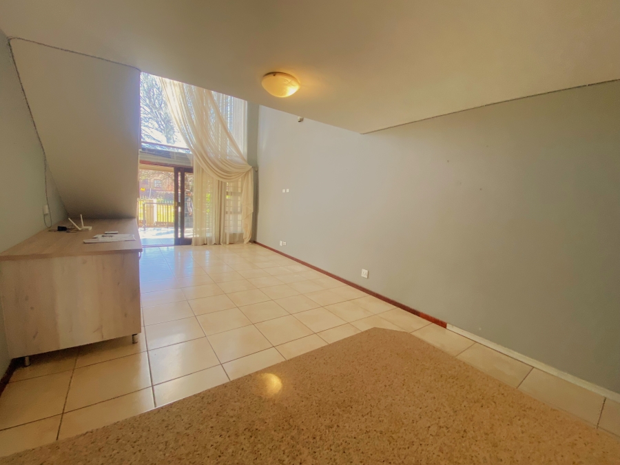 3 Bedroom Property for Sale in Sugar Bush Estate Gauteng
