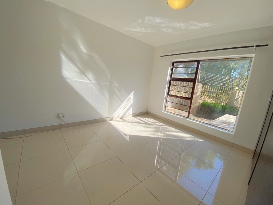 3 Bedroom Property for Sale in Sugar Bush Estate Gauteng