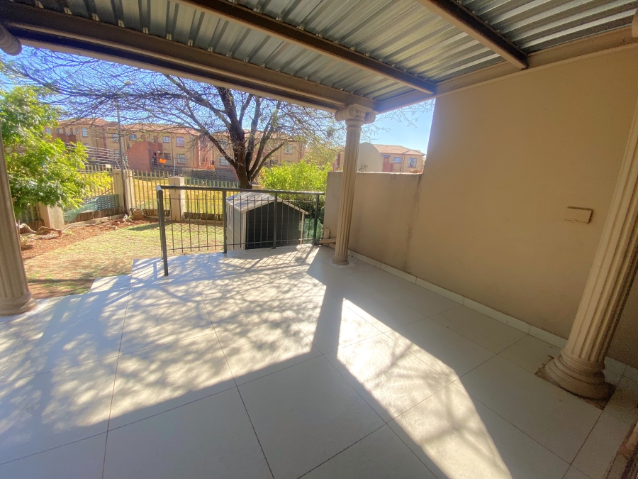 3 Bedroom Property for Sale in Sugar Bush Estate Gauteng