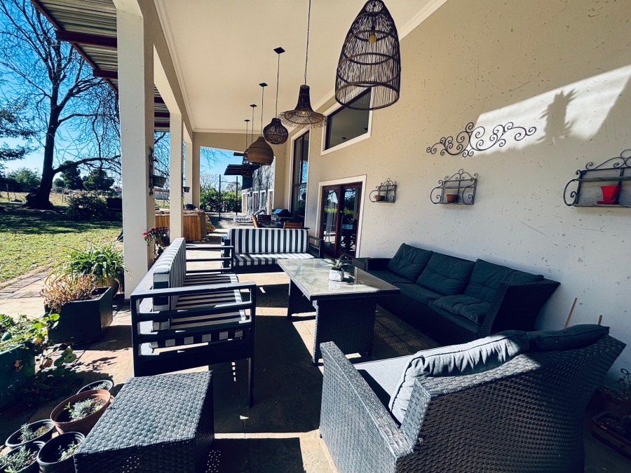 6 Bedroom Property for Sale in Wheatlands A H Gauteng