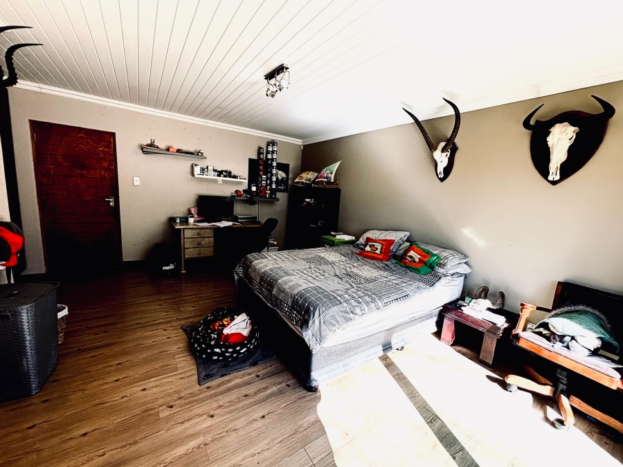 6 Bedroom Property for Sale in Wheatlands A H Gauteng