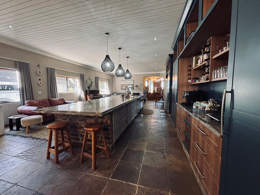 6 Bedroom Property for Sale in Wheatlands A H Gauteng