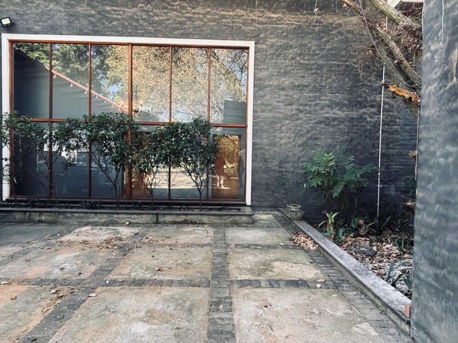 6 Bedroom Property for Sale in Wheatlands A H Gauteng
