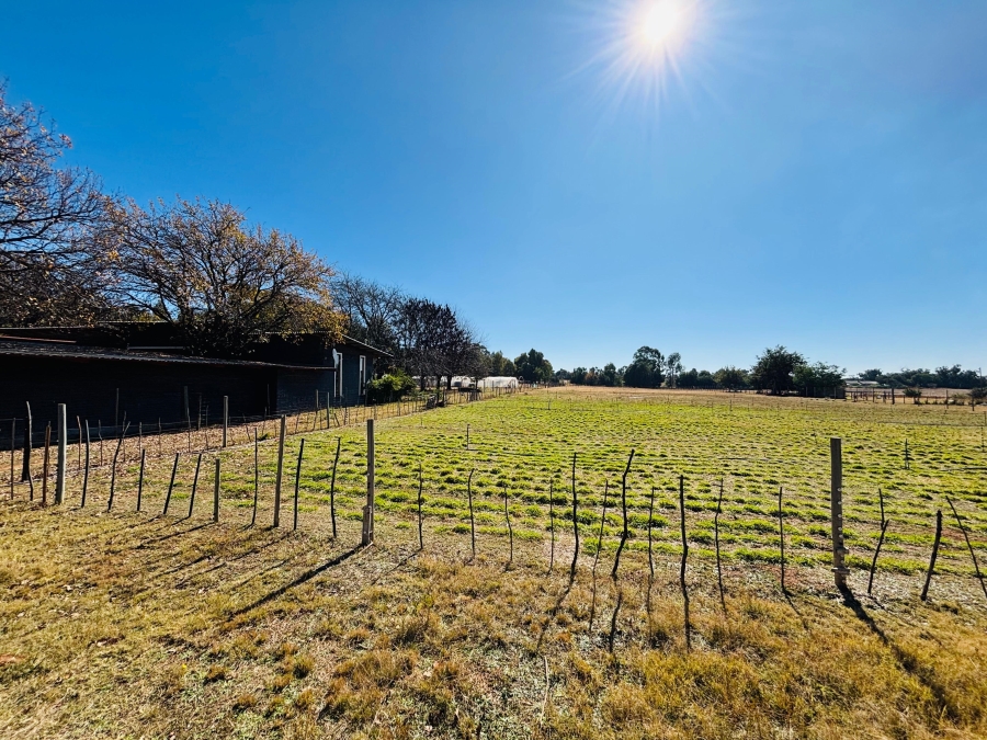 6 Bedroom Property for Sale in Wheatlands A H Gauteng