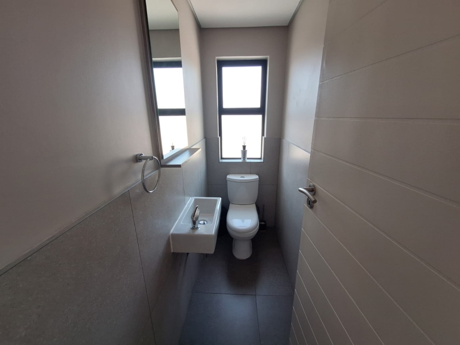 2 Bedroom Property for Sale in Montana Gauteng