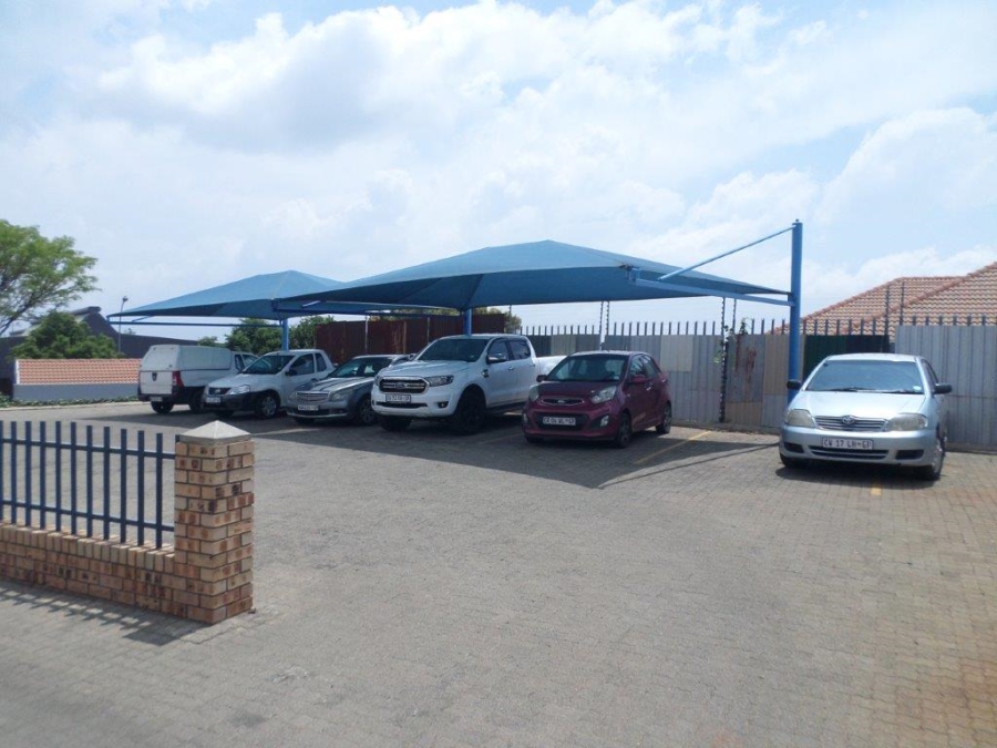 Commercial Property for Sale in Meadowdale Gauteng