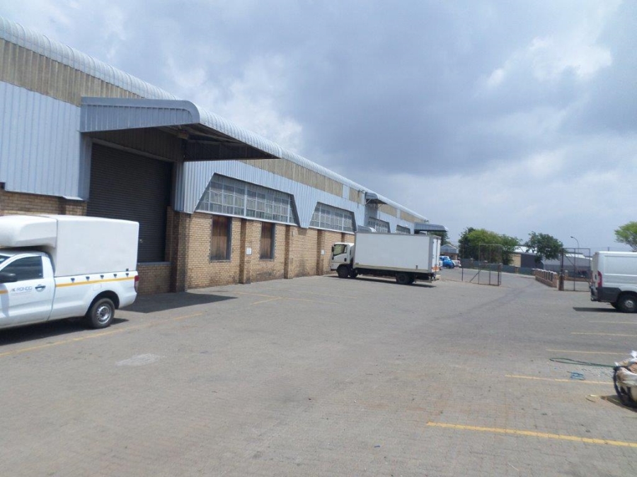 Commercial Property for Sale in Meadowdale Gauteng