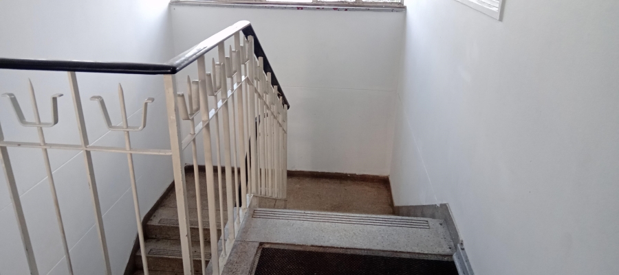 To Let commercial Property for Rent in Benrose Gauteng