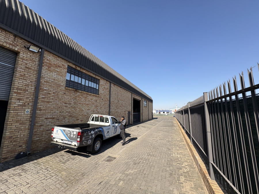 To Let commercial Property for Rent in Jet Park Gauteng