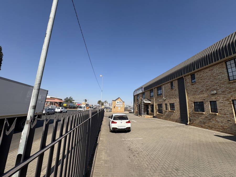To Let commercial Property for Rent in Jet Park Gauteng