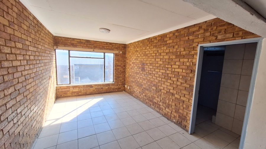 To Let commercial Property for Rent in Robertville Gauteng
