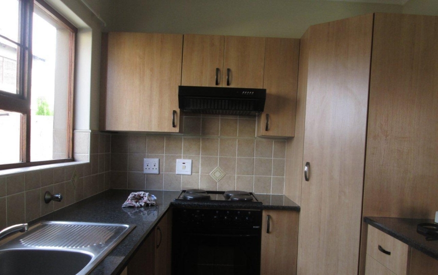To Let 2 Bedroom Property for Rent in Albertsdal Gauteng