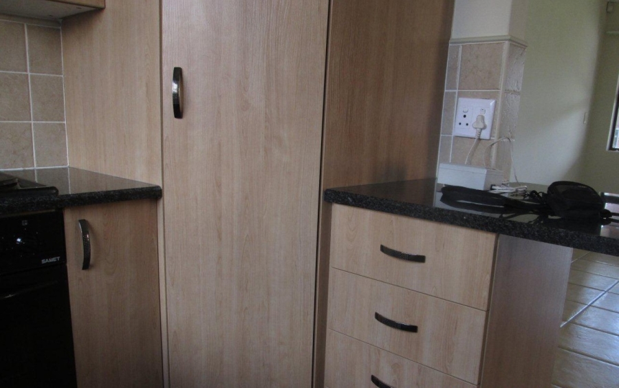 To Let 2 Bedroom Property for Rent in Albertsdal Gauteng