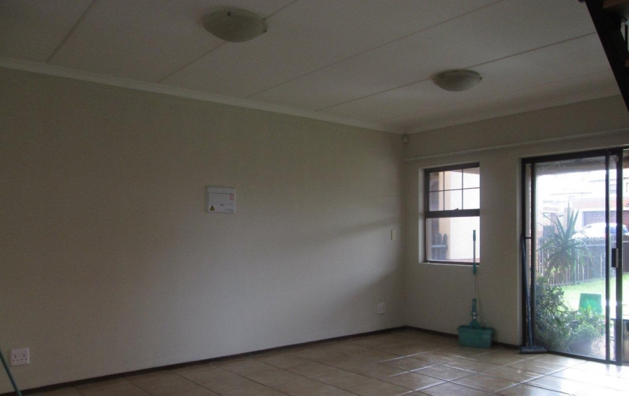 To Let 2 Bedroom Property for Rent in Albertsdal Gauteng
