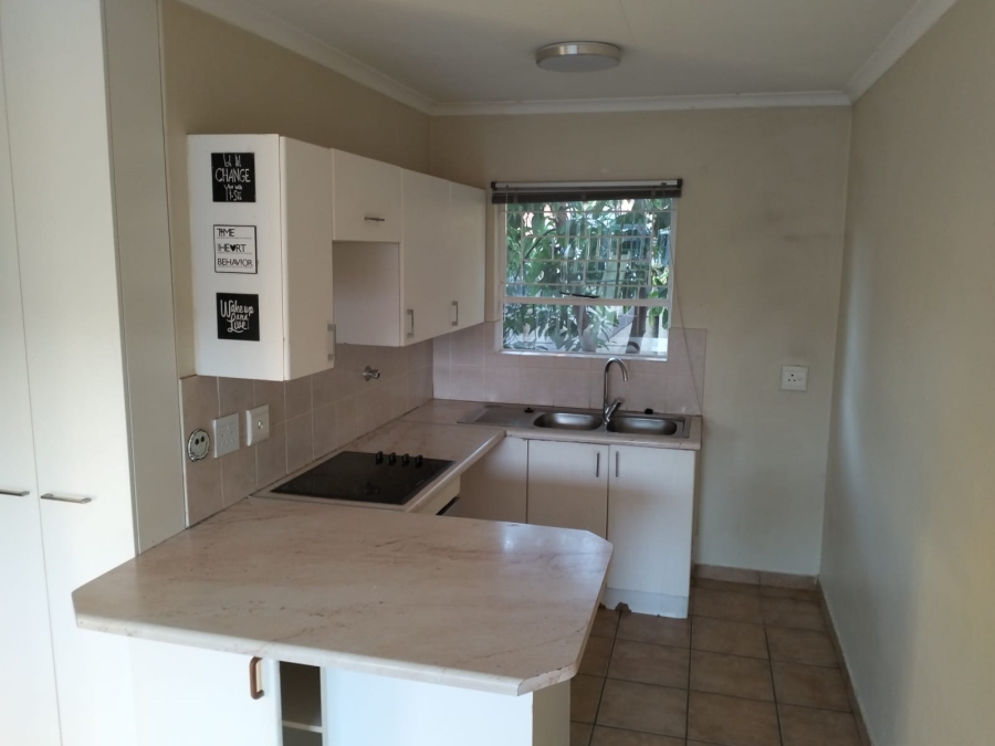 To Let 2 Bedroom Property for Rent in Radiokop Gauteng
